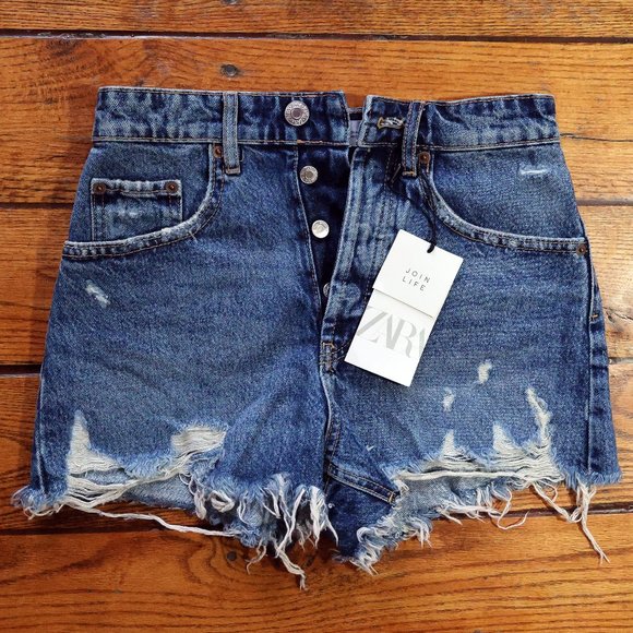 Zara High Rise Button Fly Jean Shorts Size 2 NWT - Picture 1 of 2